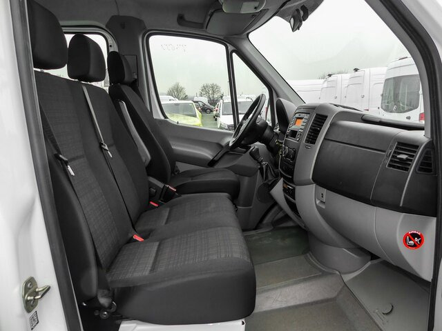 MERCEDES-BENZ Sprinter 311 CDI DOKA Pritsche,AHK,Standheizung - כלי רכב מסחרי במיטה שטוחה, כלי רכב מסחרי קומבי: תמונה 3 MERCEDES-BENZ Sprinter 311 CDI DOKA Pritsche,AHK,Standheizung - כלי רכב מסחרי במיטה שטוחה, כלי רכב מסחרי קומבי: תמונה 3