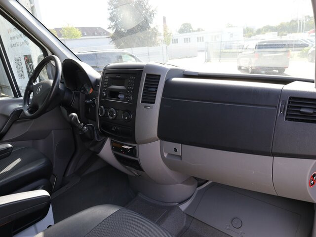 MERCEDES-BENZ Sprinter 316CDI DOKA,Allrad,AHK,TCO,Standhzg. - כלי רכב מסחרי במיטה שטוחה, כלי רכב מסחרי קומבי: תמונה 3 MERCEDES-BENZ Sprinter 316CDI DOKA,Allrad,AHK,TCO,Standhzg. - כלי רכב מסחרי במיטה שטוחה, כלי רכב מסחרי קומבי: תמונה 3