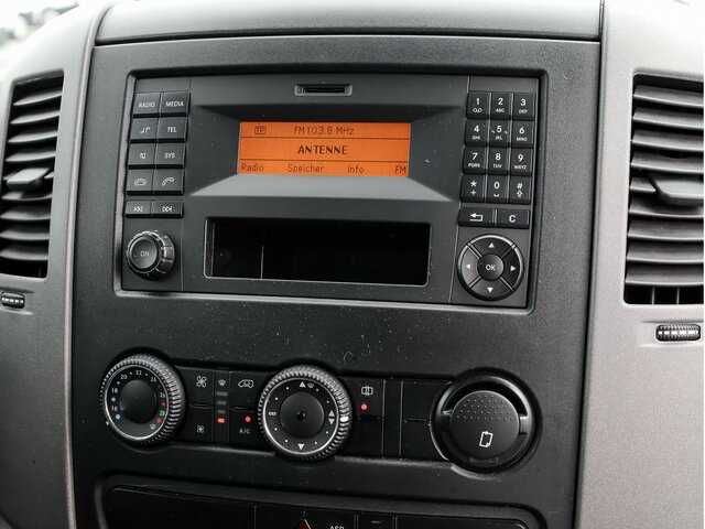 MERCEDES-BENZ Sprinter 316CDI DOKA,Allrad,Klima,Standheizung - כלי רכב מסחרי במיטה שטוחה, כלי רכב מסחרי קומבי: תמונה 5 MERCEDES-BENZ Sprinter 316CDI DOKA,Allrad,Klima,Standheizung - כלי רכב מסחרי במיטה שטוחה, כלי רכב מסחרי קומבי: תמונה 5