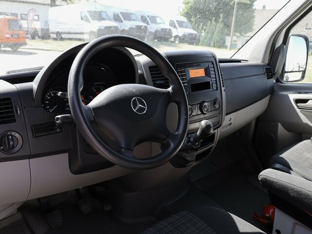 MERCEDES-BENZ Sprinter 316CDI DOKA,Allrad,Klima,Standhzg. - כלי רכב מסחרי במיטה שטוחה, כלי רכב מסחרי קומבי: תמונה 4 MERCEDES-BENZ Sprinter 316CDI DOKA,Allrad,Klima,Standhzg. - כלי רכב מסחרי במיטה שטוחה, כלי רכב מסחרי קומבי: תמונה 4