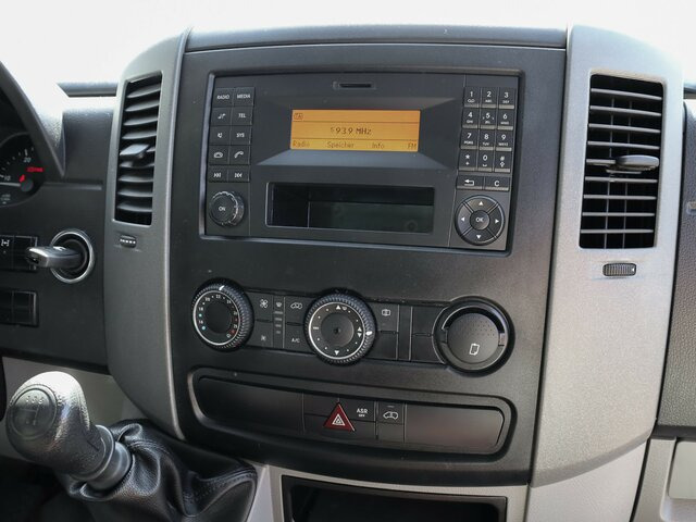 MERCEDES-BENZ Sprinter 316CDI DOKA,Allrad,Klima,Standhzg. - כלי רכב מסחרי במיטה שטוחה, כלי רכב מסחרי קומבי: תמונה 5 MERCEDES-BENZ Sprinter 316CDI DOKA,Allrad,Klima,Standhzg. - כלי רכב מסחרי במיטה שטוחה, כלי רכב מסחרי קומבי: תמונה 5