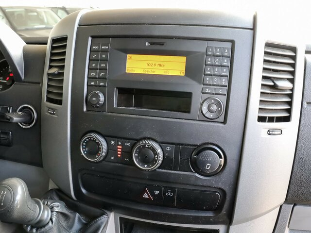 MERCEDES-BENZ Sprinter 316CDI DOKA,Allrad,Klima - כלי רכב מסחרי עם וילונות צד, כלי רכב מסחרי קומבי: תמונה 5 MERCEDES-BENZ Sprinter 316CDI DOKA,Allrad,Klima - כלי רכב מסחרי עם וילונות צד, כלי רכב מסחרי קומבי: תמונה 5