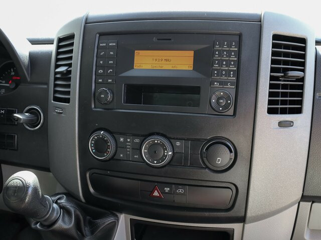 MERCEDES-BENZ Sprinter 316CDI Pritsche,Allrad,Klima... - כלי רכב מסחרי עם וילונות צד: תמונה 3 MERCEDES-BENZ Sprinter 316CDI Pritsche,Allrad,Klima... - כלי רכב מסחרי עם וילונות צד: תמונה 3