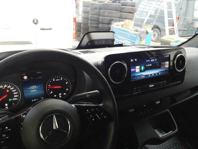 MERCEDES-BENZ Sprinter 317 CDI,3665mm,Automatik,Kamera - כלי רכב מסחרי עם לוח: תמונה 3 MERCEDES-BENZ Sprinter 317 CDI,3665mm,Automatik,Kamera - כלי רכב מסחרי עם לוח: תמונה 3
