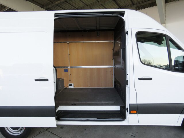 כלי רכב מסחרי עם לוח MERCEDES-BENZ Sprinter 317 CDI,3665mm,Automatik,Kamera: תמונה 21