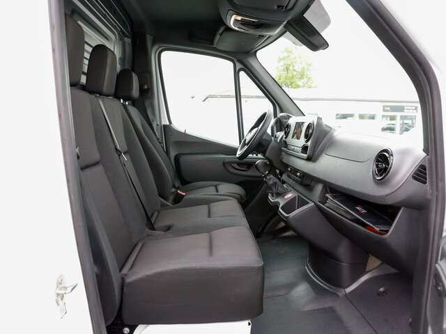 MERCEDES-BENZ Sprinter 317 CDI Kasten,L2H2,MBUX,Kamera - כלי רכב מסחרי עם לוח: תמונה 3 MERCEDES-BENZ Sprinter 317 CDI Kasten,L2H2,MBUX,Kamera - כלי רכב מסחרי עם לוח: תמונה 3