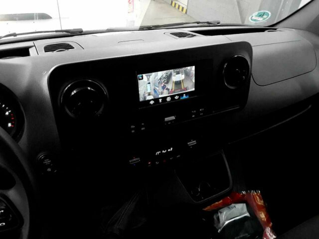 MERCEDES-BENZ Sprinter 317 CDI Kasten,L2H2,MBUX,Kamera - כלי רכב מסחרי עם לוח: תמונה 2 MERCEDES-BENZ Sprinter 317 CDI Kasten,L2H2,MBUX,Kamera - כלי רכב מסחרי עם לוח: תמונה 2