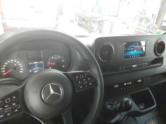 MERCEDES-BENZ Sprinter 317 CDI Kasten,L2H2,MBUX,Kamera - כלי רכב מסחרי עם לוח: תמונה 4 MERCEDES-BENZ Sprinter 317 CDI Kasten,L2H2,MBUX,Kamera - כלי רכב מסחרי עם לוח: תמונה 4