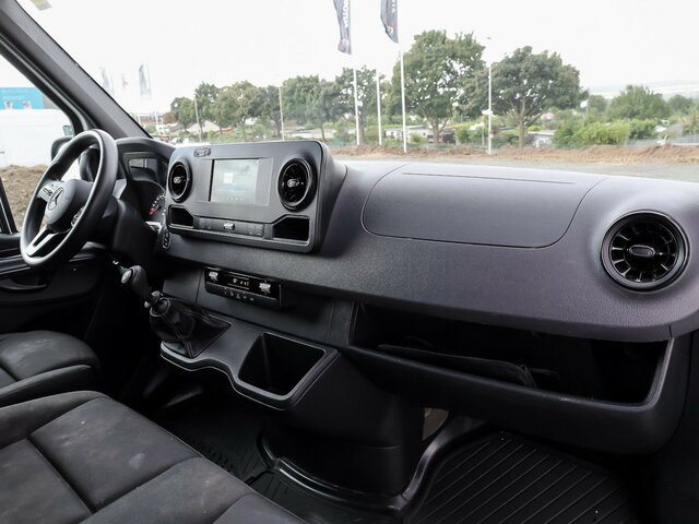 MERCEDES-BENZ Sprinter 317 CDI Kasten,L2H2,MBUX,Kamera - כלי רכב מסחרי עם לוח: תמונה 4 MERCEDES-BENZ Sprinter 317 CDI Kasten,L2H2,MBUX,Kamera - כלי רכב מסחרי עם לוח: תמונה 4