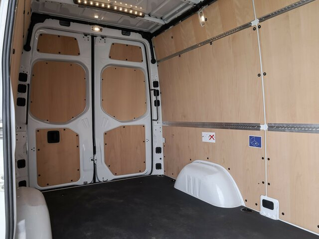 MERCEDES-BENZ Sprinter 317 CDI,L2H2,Automatik,Kamera,LED - כלי רכב מסחרי עם לוח: תמונה 2 MERCEDES-BENZ Sprinter 317 CDI,L2H2,Automatik,Kamera,LED - כלי רכב מסחרי עם לוח: תמונה 2