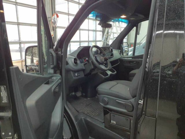 MERCEDES-BENZ Sprinter 317 CDI Maxi Kombi Tourer,9Sitze,9GTr.... - מיניבוס, כלי רכב מסחרי לנוסעים: תמונה 2 MERCEDES-BENZ Sprinter 317 CDI Maxi Kombi Tourer,9Sitze,9GTr.... - מיניבוס, כלי רכב מסחרי לנוסעים: תמונה 2