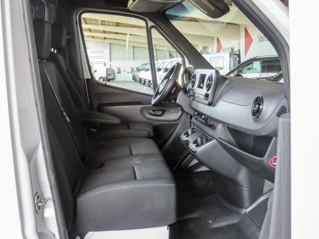 MERCEDES-BENZ Sprinter 317 Maxi,9GTronic,AHK3,5To,TCO - כלי רכב מסחרי עם לוח: תמונה 2 MERCEDES-BENZ Sprinter 317 Maxi,9GTronic,AHK3,5To,TCO - כלי רכב מסחרי עם לוח: תמונה 2