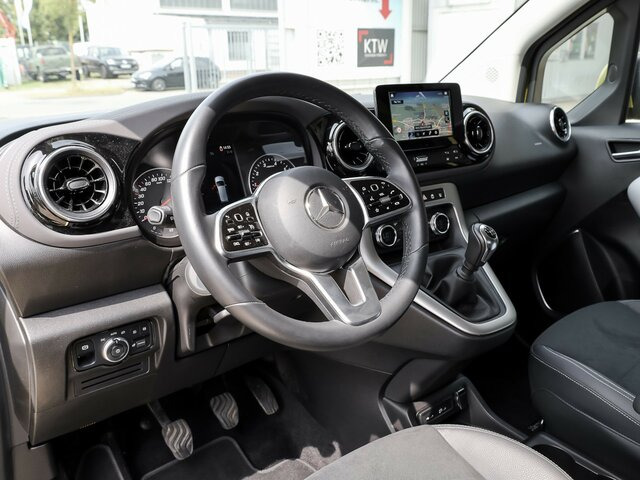 MERCEDES-BENZ T 180 Progressive,AMF Rollstuhlrampe,LED,Navi - כלי רכב מסחרי לנוסעים: תמונה 2 MERCEDES-BENZ T 180 Progressive,AMF Rollstuhlrampe,LED,Navi - כלי רכב מסחרי לנוסעים: תמונה 2