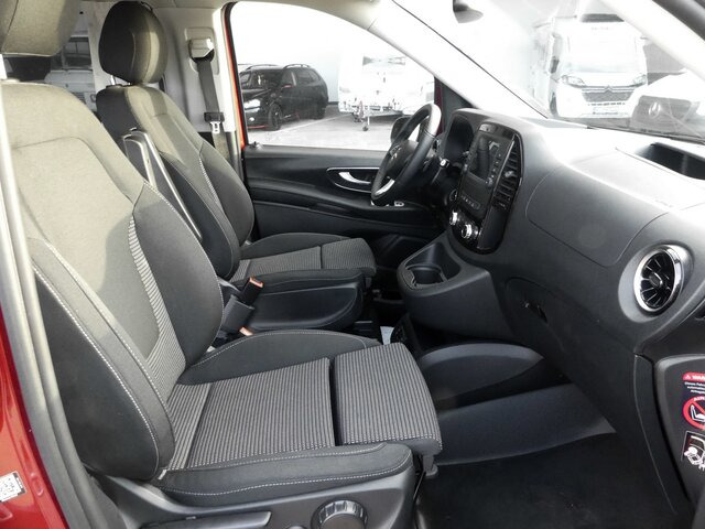 MERCEDES-BENZ V 220 Marco Polo Activity Edition,AHK,Markise - מיניבוס, כלי רכב מסחרי לנוסעים: תמונה 4 MERCEDES-BENZ V 220 Marco Polo Activity Edition,AHK,Markise - מיניבוס, כלי רכב מסחרי לנוסעים: תמונה 4