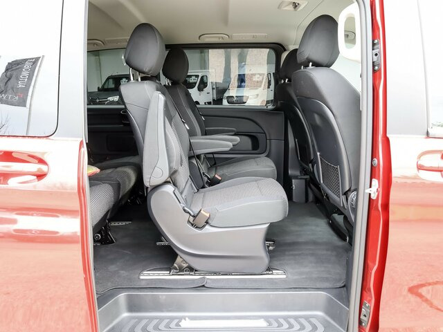 MERCEDES-BENZ V 220 d STYLE kompakt,7Sitzer,2Schiebetüren el.... - מיניבוס, כלי רכב מסחרי לנוסעים: תמונה 3 MERCEDES-BENZ V 220 d STYLE kompakt,7Sitzer,2Schiebetüren el.... - מיניבוס, כלי רכב מסחרי לנוסעים: תמונה 3