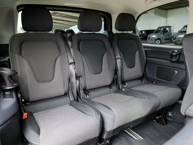 MERCEDES-BENZ V 220 d STYLE kompakt,7Sitzer,2Schiebetüren el.... - מיניבוס, כלי רכב מסחרי לנוסעים: תמונה 2 MERCEDES-BENZ V 220 d STYLE kompakt,7Sitzer,2Schiebetüren el.... - מיניבוס, כלי רכב מסחרי לנוסעים: תמונה 2