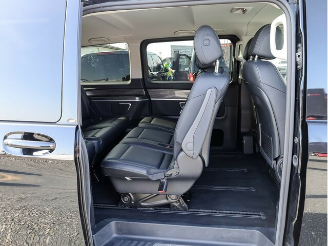 MERCEDES-BENZ V 300 Avantgarde,Extralang,2xSchiebetür el.,AHK - מיניבוס, כלי רכב מסחרי לנוסעים: תמונה 5 MERCEDES-BENZ V 300 Avantgarde,Extralang,2xSchiebetür el.,AHK - מיניבוס, כלי רכב מסחרי לנוסעים: תמונה 5