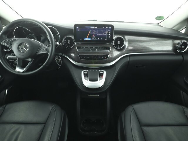 MERCEDES-BENZ V 300 Avantgarde Extralang,2xSchiebetür el.,AHK... - מיניבוס, כלי רכב מסחרי לנוסעים: תמונה 2 MERCEDES-BENZ V 300 Avantgarde Extralang,2xSchiebetür el.,AHK... - מיניבוס, כלי רכב מסחרי לנוסעים: תמונה 2