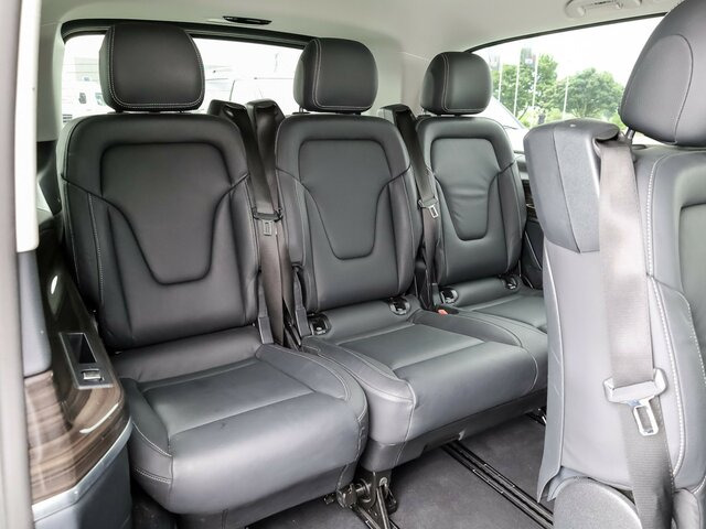 MERCEDES-BENZ V 300 Avantgarde Extralang,2xSchiebetür elektr. - מיניבוס, כלי רכב מסחרי לנוסעים: תמונה 3 MERCEDES-BENZ V 300 Avantgarde Extralang,2xSchiebetür elektr. - מיניבוס, כלי רכב מסחרי לנוסעים: תמונה 3