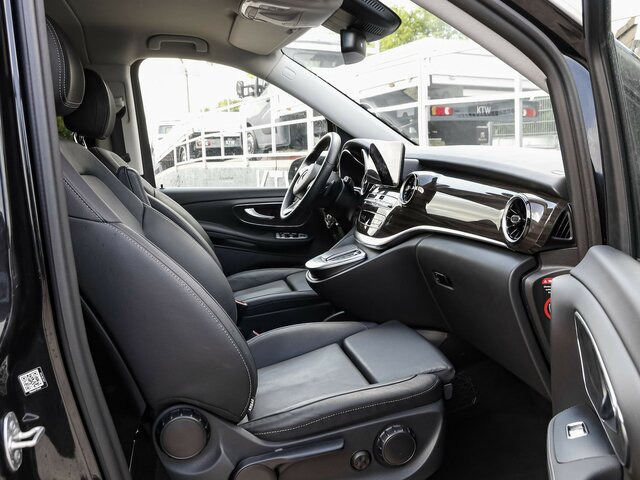 MERCEDES-BENZ V 300 Avantgarde Extralang,2xSchiebetür elektr. - מיניבוס, כלי רכב מסחרי לנוסעים: תמונה 3 MERCEDES-BENZ V 300 Avantgarde Extralang,2xSchiebetür elektr. - מיניבוס, כלי רכב מסחרי לנוסעים: תמונה 3