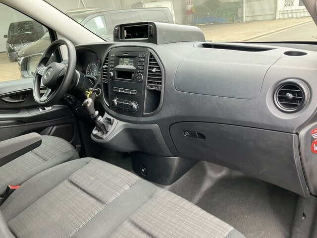 MERCEDES-BENZ Vito 114 Mixto Extralang,Klima,Tempomat,Standhzg - כלי רכב מסחרי לנוסעים: תמונה 4 MERCEDES-BENZ Vito 114 Mixto Extralang,Klima,Tempomat,Standhzg - כלי רכב מסחרי לנוסעים: תמונה 4
