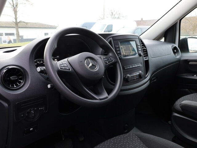 MERCEDES-BENZ Vito 114 TourerPro,Extralang,8Sitzer,Automatik... - כלי רכב מסחרי לנוסעים: תמונה 5 MERCEDES-BENZ Vito 114 TourerPro,Extralang,8Sitzer,Automatik... - כלי רכב מסחרי לנוסעים: תמונה 5