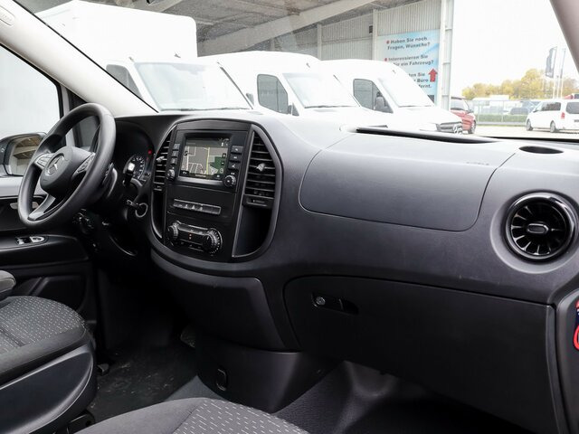 MERCEDES-BENZ Vito 114 TourerPro,Extralang,AMF Rollstuhlrampe... - כלי רכב מסחרי לנוסעים: תמונה 4 MERCEDES-BENZ Vito 114 TourerPro,Extralang,AMF Rollstuhlrampe... - כלי רכב מסחרי לנוסעים: תמונה 4