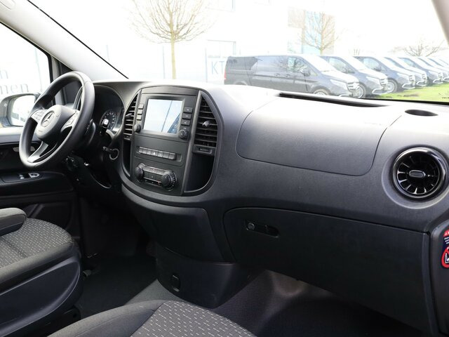 MERCEDES-BENZ Vito 114 TourerPro,lang,Automatik,8Sitze,Kamera... - כלי רכב מסחרי לנוסעים: תמונה 4 MERCEDES-BENZ Vito 114 TourerPro,lang,Automatik,8Sitze,Kamera... - כלי רכב מסחרי לנוסעים: תמונה 4