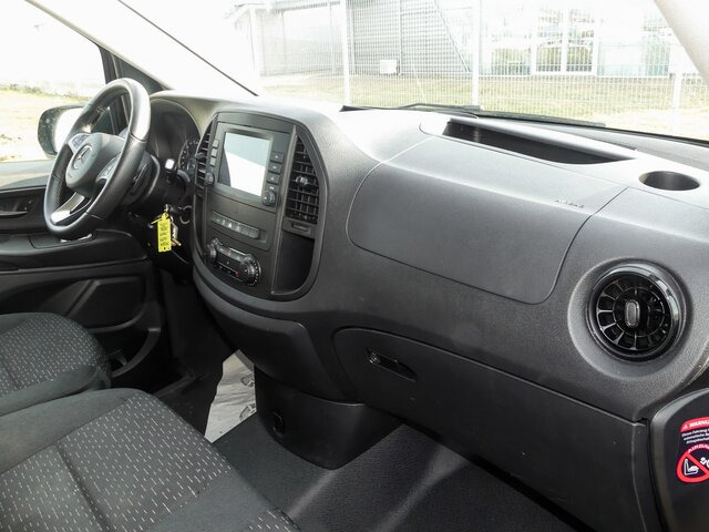 MERCEDES-BENZ Vito 116TourerPro ,Extralang,2xKlima,Kamera,AHK - מיניבוס, כלי רכב מסחרי לנוסעים: תמונה 4 MERCEDES-BENZ Vito 116TourerPro ,Extralang,2xKlima,Kamera,AHK - מיניבוס, כלי רכב מסחרי לנוסעים: תמונה 4