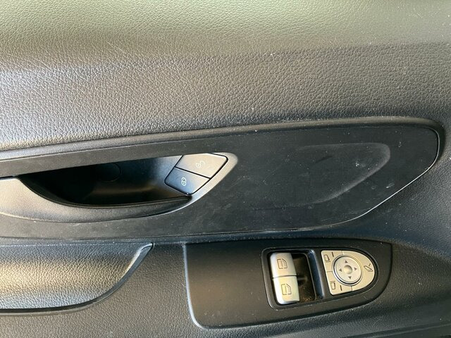 MERCEDES-BENZ Vito114 KA Kompakt ,Klima,Kamera,Tempomat - כלי רכב מסחרי קטן: תמונה 4 MERCEDES-BENZ Vito114 KA Kompakt ,Klima,Kamera,Tempomat - כלי רכב מסחרי קטן: תמונה 4