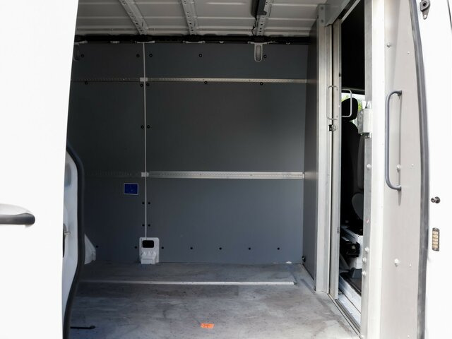 MERCEDES-BENZ eSprinter 312 Kasten FWD,3.924mm Radstand - כלי רכב מסחרי עם לוח, כלי רכב מסחרי חשמלי: תמונה 2 MERCEDES-BENZ eSprinter 312 Kasten FWD,3.924mm Radstand - כלי רכב מסחרי עם לוח, כלי רכב מסחרי חשמלי: תמונה 2