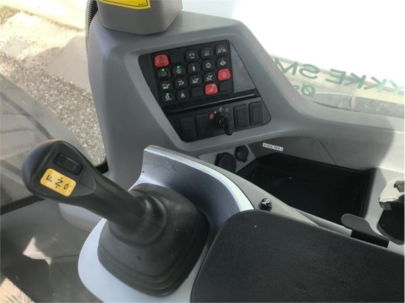 New Holland W190D - מעמיס גלגלים: תמונה 4 New Holland W190D - מעמיס גלגלים: תמונה 4