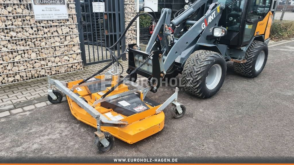 GiANT Radlader V452T, Bodenfräse, Mähwerk, Frontschaufel - מעמיס קומפקטי: תמונה 5 GiANT Radlader V452T, Bodenfräse, Mähwerk, Frontschaufel - מעמיס קומפקטי: תמונה 5