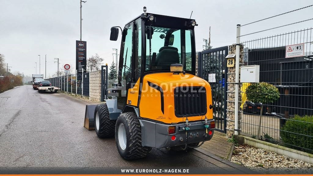 GiANT Radlader V452T, Bodenfräse, Mähwerk, Frontschaufel - מעמיס קומפקטי: תמונה 2 GiANT Radlader V452T, Bodenfräse, Mähwerk, Frontschaufel - מעמיס קומפקטי: תמונה 2