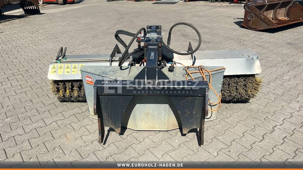 Kehrmaschine passend Kramer 420 950 2300 mm gebr - מטאטא: תמונה 5 Kehrmaschine passend Kramer 420 950 2300 mm gebr - מטאטא: תמונה 5