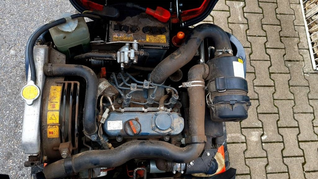 הַחכָּרָה Kubota U 10-3 Kubota U 10-3: תמונה 17 הַחכָּרָה Kubota U 10-3 Kubota U 10-3: תמונה 17