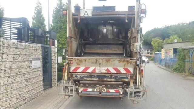 MAN Müllwagen 28.320 Klima Kamera Lenkachse - משאית אשפה: תמונה 3 MAN Müllwagen 28.320 Klima Kamera Lenkachse - משאית אשפה: תמונה 3