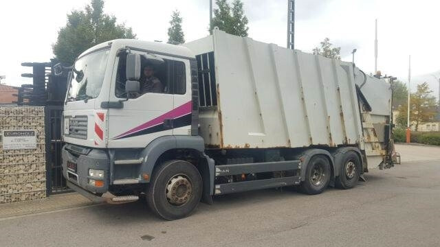 MAN Müllwagen 28.320 Klima Kamera Lenkachse - משאית אשפה: תמונה 1 MAN Müllwagen 28.320 Klima Kamera Lenkachse - משאית אשפה: תמונה 1