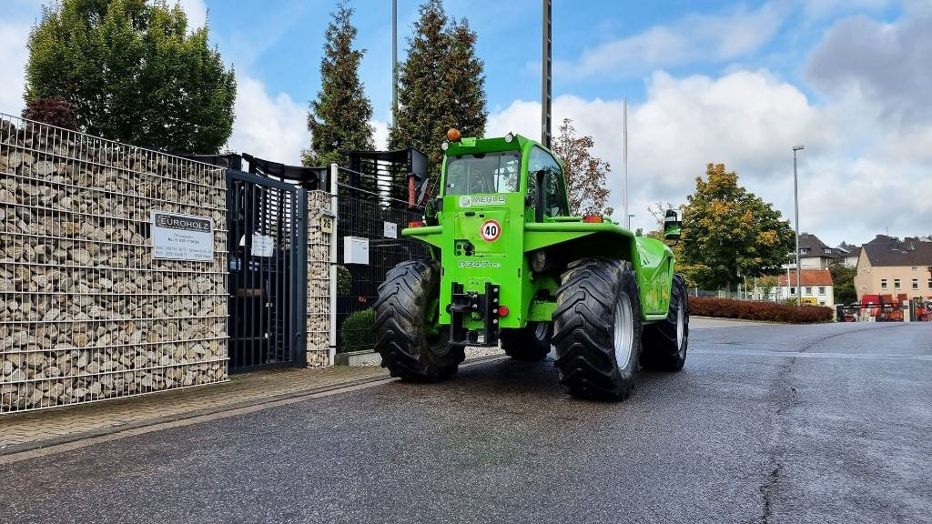 Merlo Radlader P34.7 Turbo 4x4, Allrad, Hubhöhe 7 m - מעמיס גלגלים: תמונה 1 Merlo Radlader P34.7 Turbo 4x4, Allrad, Hubhöhe 7 m - מעמיס גלגלים: תמונה 1