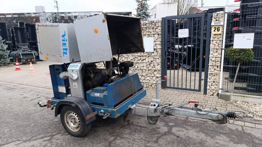 Vietz Baukompressor Arcobil 1, Stromaggregat Deutz-Motor - מדחס אוויר: תמונה 5 Vietz Baukompressor Arcobil 1, Stromaggregat Deutz-Motor - מדחס אוויר: תמונה 5