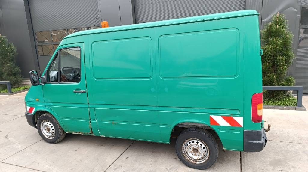 Volkswagen LT 28 Kastenwagen Werkstattsschränke Motorschaden - כלי רכב מסחרי עם תיבה: תמונה 4 Volkswagen LT 28 Kastenwagen Werkstattsschränke Motorschaden - כלי רכב מסחרי עם תיבה: תמונה 4