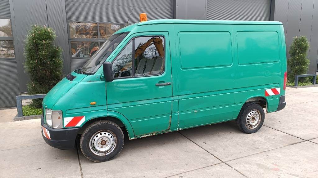 Volkswagen LT 28 Kastenwagen Werkstattsschränke Motorschaden - כלי רכב מסחרי עם תיבה: תמונה 3 Volkswagen LT 28 Kastenwagen Werkstattsschränke Motorschaden - כלי רכב מסחרי עם תיבה: תמונה 3