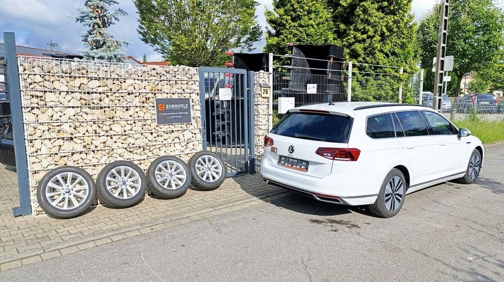 Volkswagen Passat GTE 1.4 Plug-In-Hybrid, Batterie neu, Navi - מכונית: תמונה 2 Volkswagen Passat GTE 1.4 Plug-In-Hybrid, Batterie neu, Navi - מכונית: תמונה 2