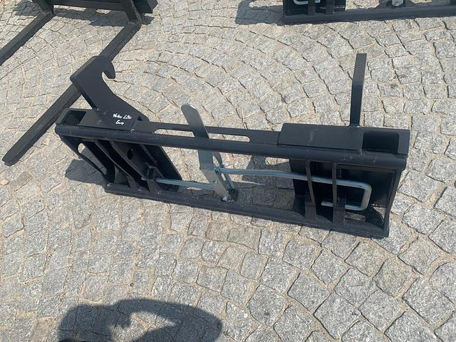 Big BIG Adapter Volvo L30 auf Euro Aufnahme - צרופה: תמונה 2 Big BIG Adapter Volvo L30 auf Euro Aufnahme - צרופה: תמונה 2
