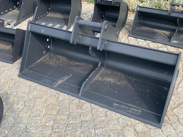 Big BIG Böschungslöffel hyd. 140 cm mit Martin M10 Aufnahme - דלי: תמונה 1 Big BIG Böschungslöffel hyd. 140 cm mit Martin M10 Aufnahme - דלי: תמונה 1