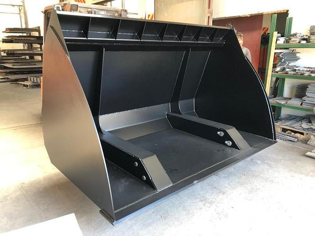 Big Hochkippschaufel 240 XL - דלי: תמונה 1 Big Hochkippschaufel 240 XL - דלי: תמונה 1