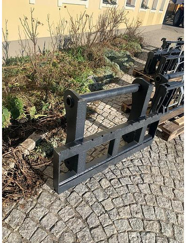 Big Palettengabel 2 t mit Bobcat Teleskoplader Aufnahme - מזלגות עבור ציוד לטיפול בחומרים: תמונה 3 Big Palettengabel 2 t mit Bobcat Teleskoplader Aufnahme - מזלגות עבור ציוד לטיפול בחומרים: תמונה 3