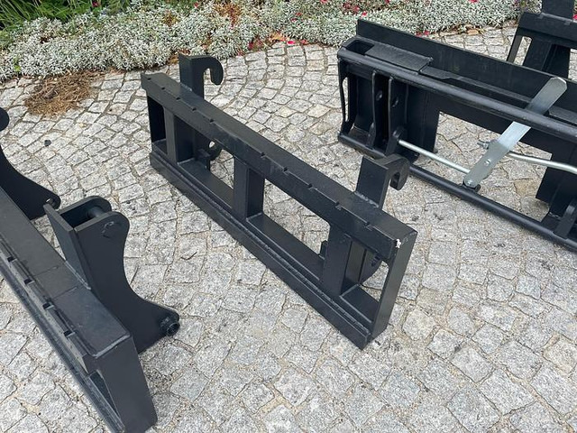 Big Palettengabel 2 t passend zu Volvo L30 Aufnahme - מזלגות עבור ציוד לטיפול בחומרים: תמונה 2 Big Palettengabel 2 t passend zu Volvo L30 Aufnahme - מזלגות עבור ציוד לטיפול בחומרים: תמונה 2