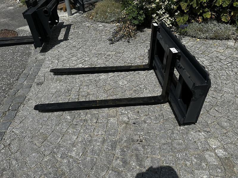 Big Palettengabel mit Bobcat 114cm Aufnahme - מזלגות עבור ציוד לטיפול בחומרים: תמונה 2 Big Palettengabel mit Bobcat 114cm Aufnahme - מזלגות עבור ציוד לטיפול בחומרים: תמונה 2