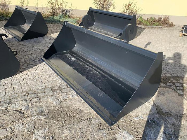 Big Schwergutschaufel 220 cm mit JCB Q fit Aufnahme - צרופה: תמונה 2 Big Schwergutschaufel 220 cm mit JCB Q fit Aufnahme - צרופה: תמונה 2